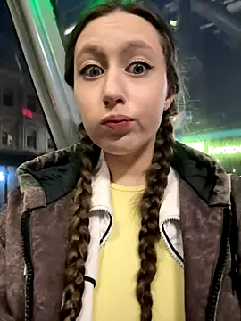 FroggyAnna online show from 11/03/25, 02:40