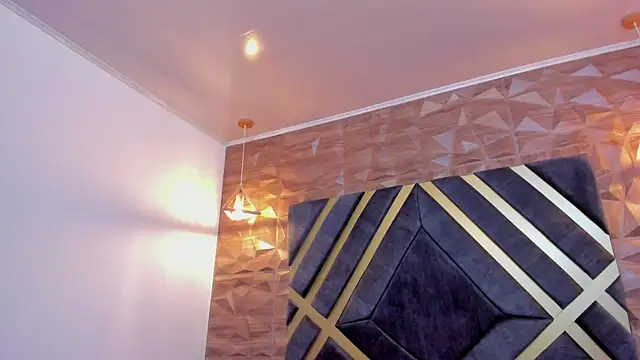 Alana cox  online show from 01/13/26, 11:21