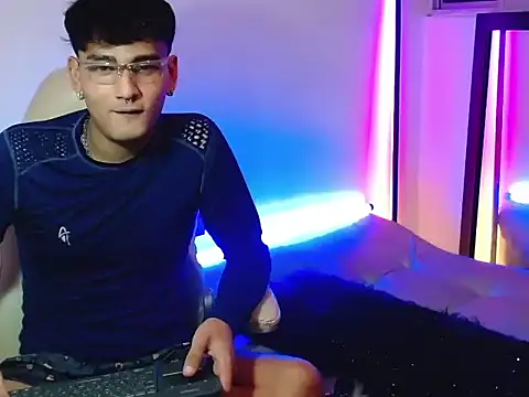 Valentin peach online show from 09/10/25, 10:54