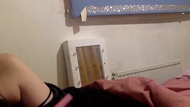 Bellababexox  online show from 09/09/25, 02:22