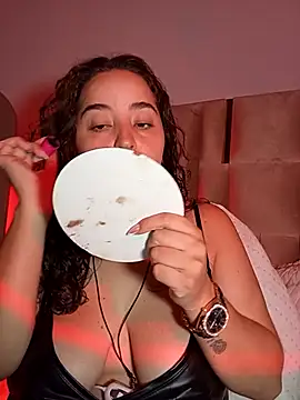 LoanaSantos online show from 09/18/25, 02:35