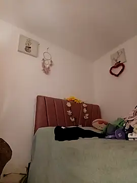 Liahdiaz  online show from 09/22/25, 04:03