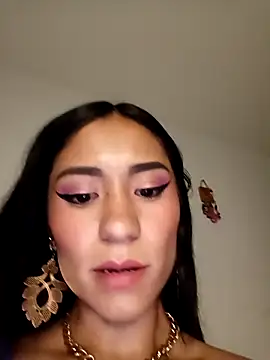 Liahdiaz  online show from 11/29/25, 04:04