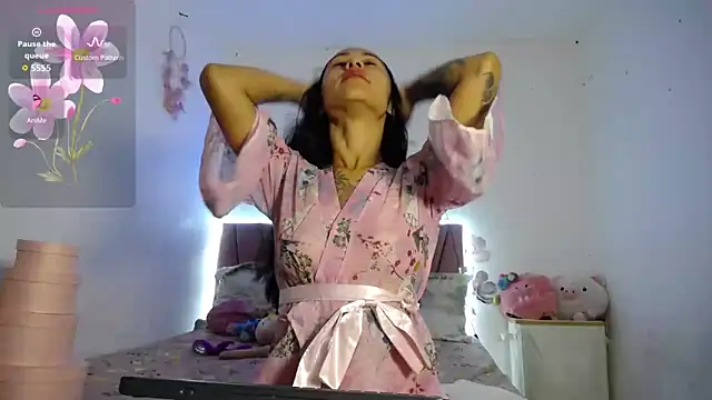 Snapshot of Liahdiaz_ chatting on 05/28/26, 01:41 Liahdiaz online show from 05/28/26, 01:41