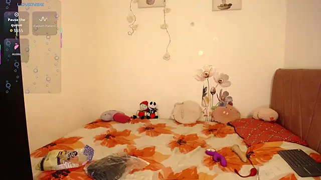 Liahdiaz  online show from 07/30/26, 11:31