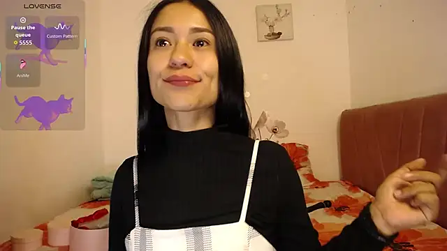 Liahdiaz  online show from 08/04/26, 01:03