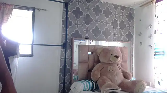 LicyEvans1 online show from 03/26/26, 05:18