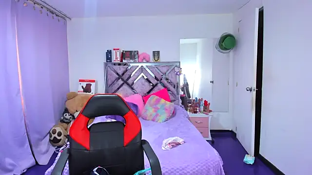 Luna Analya online show from 04/08/26, 02:50