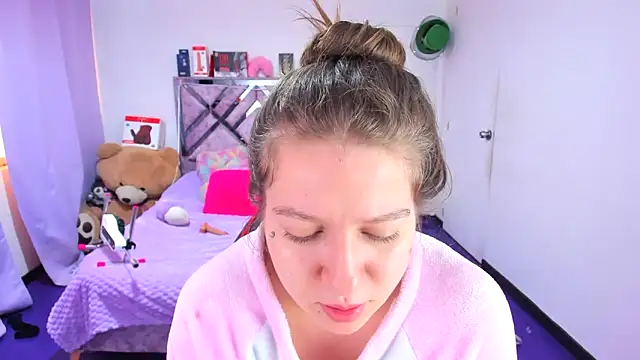 Luna Analya online show from 04/11/26, 03:27