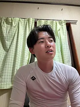 Snapshot of shoma2003 chatting on 05/14/26, 11:17 shoma2003 online show from 05/14/26, 11:17
