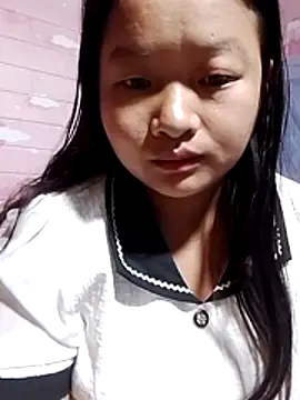 Snapshot of girl-babi chatting on 07/19/26, 02:37 girl-babi online show from 07/19/26, 02:37