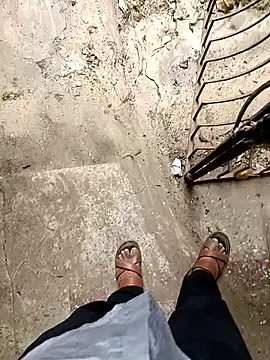 Snapshot of maddy3108 chatting on 09/13/25, 06:35 maddy3108 online show from 09/13/25, 06:35