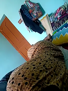 maddy3108 online show from 03/18/26, 04:26