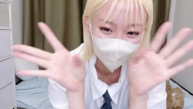 Snapshot of Nana__ch chatting on 08/03/26, 04:55 Nana ch online show from 08/03/26, 04:55