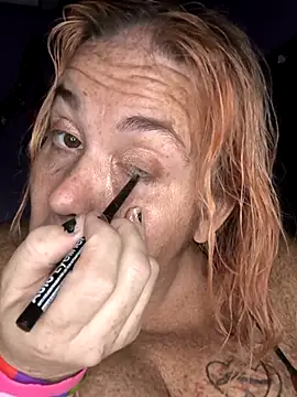 Courdles online show from 11/12/25, 05:52