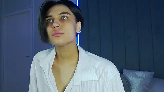 VioletAsh online show from 10/13/25, 04:34