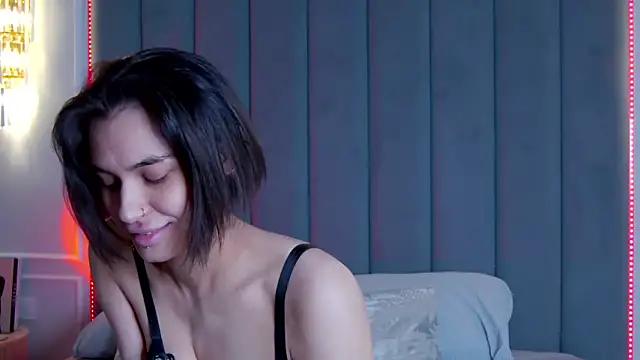 VioletAsh online show from 02/03/26, 06:22