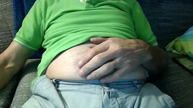 velikifant7 online show from 12/22/25, 05:54