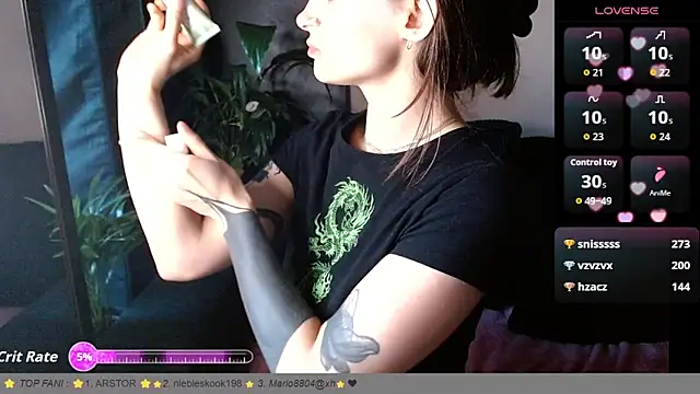   Leyla   online show from 04/20/26, 06:09