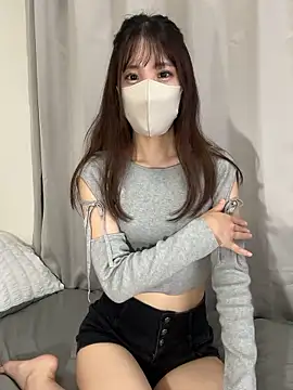 riri  nyan o0 online show from 10/10/25, 05:06