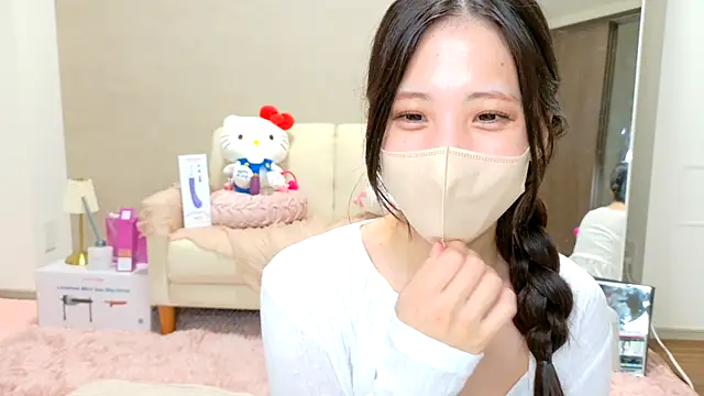 Snapshot of riri__nyan_o0 chatting on 07/03/26, 10:38 riri nyan o0 online show from 07/03/26, 10:38