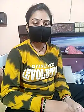 Priyanka Pal online show from 11/14/25, 04:06