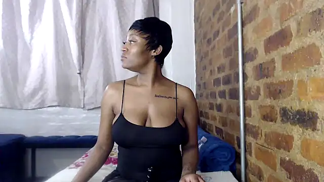 SweetPortableAmber online show from 11/12/25, 10:52