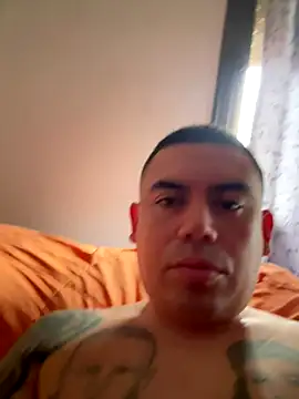 Snapshot of davidxxx099 chatting on 12/16/25, 11:26 davidxxx099 online show from 12/16/25, 11:26