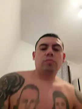 Snapshot of davidxxx099 chatting on 01/12/26, 08:14 davidxxx099 online show from 01/12/26, 08:14