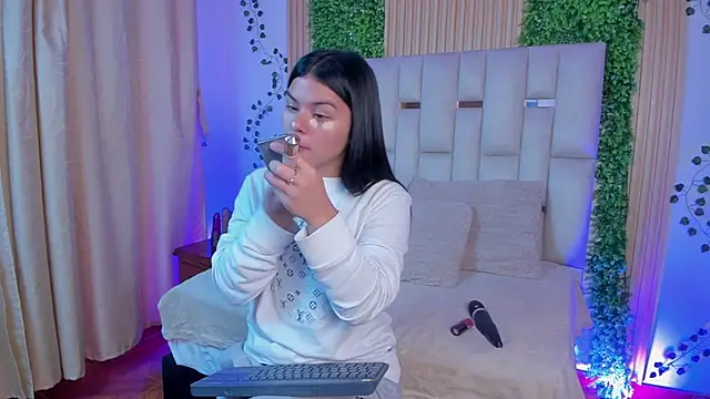 Jade Nmm online show from 01/16/26, 12:53