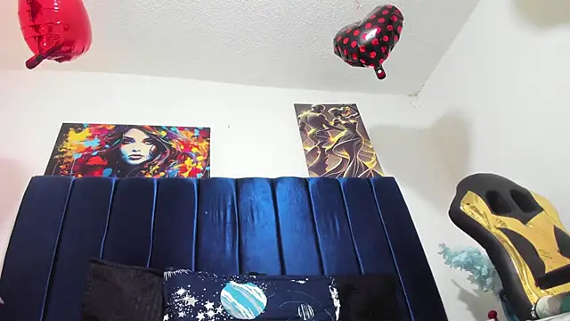 Hanna wish online show from 11/14/25, 01:10