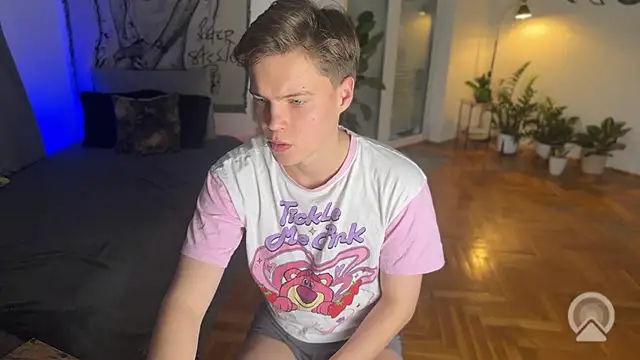 RusBradPitt online show from 02/10/26, 03:27