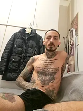 Snapshot of Robe420 chatting on 11/07/25, 11:16 Robe420 online show from 11/07/25, 11:16