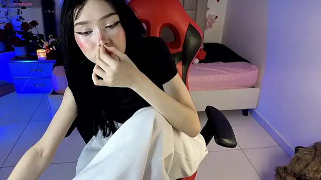 Isla rosee18 online show from 04/14/26, 12:38