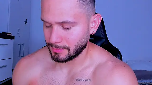 andrewcorey1 online show from 09/20/25, 10:49