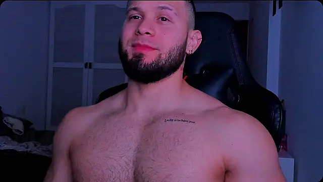 andrewcorey1 online show from 11/13/25, 06:45