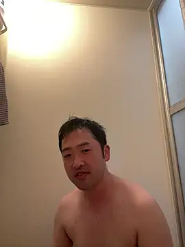 Snapshot of shin0689 chatting on 06/11/26, 12:14 shin0689 online show from 06/11/26, 12:14