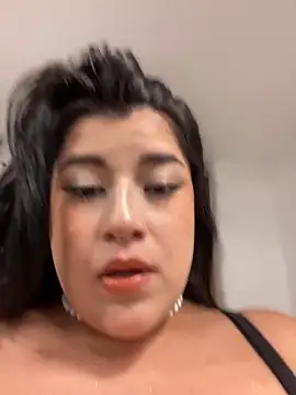 Tokio Sakura online show from 11/22/25, 05:39