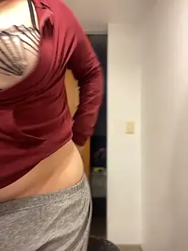 Tokio Sakura online show from 11/26/25, 09:16