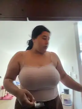 Tokio Sakura online show from 01/14/26, 04:23