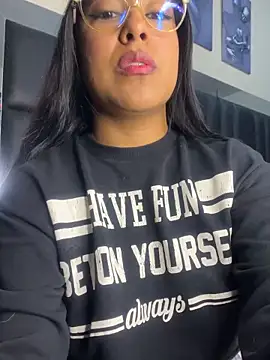 Kendra C online show from 11/03/25, 01:08