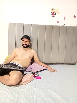 HOTEXTREMCOUPLE online show from 04/09/26, 01:49