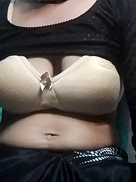 Hut rotu cute online show from 10/07/25, 08:33