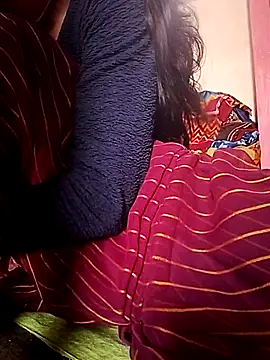 Snapshot of Hut_rotu_cute chatting on 05/22/26, 04:41 Hut rotu cute online show from 05/22/26, 04:41