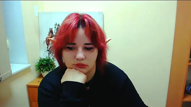 Mina sky  online show from 10/19/25, 07:53