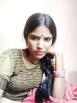 Riya jaan12 online show from 12/01/25, 03:00