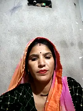 Riya jaan12 online show from 04/23/26, 04:31