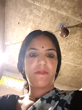 Riya jaan12 online show from 06/05/26, 01:28