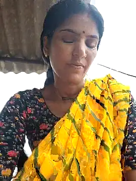 Snapshot of Riya_jaan12 chatting on 07/19/26, 11:58 Riya jaan12 online show from 07/19/26, 11:58