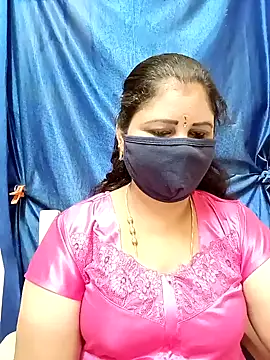 Snapshot of sushma26 chatting on 09/21/25, 07:32 sushma26 online show from 09/21/25, 07:32